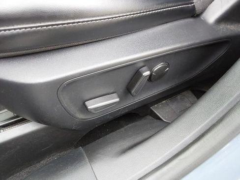 Used 2024 Ford Escape Platinum AWD/4WD image 18