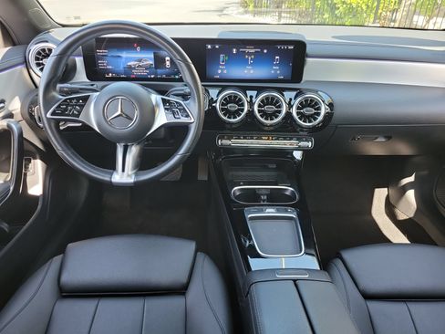 Used 2025 Mercedes-Benz CLA 250 image 14