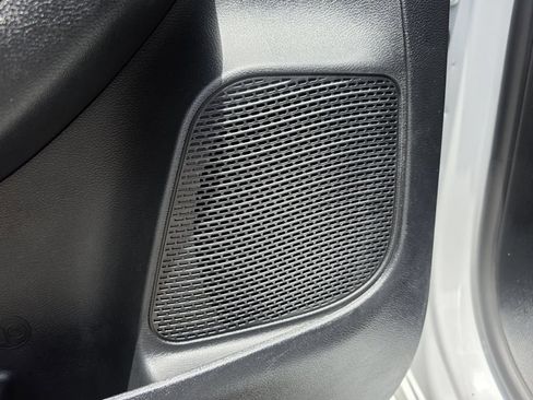 Certified 2026 Chrysler Pacifica Limited FWD image 20