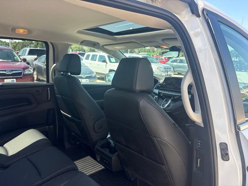 Certified 2026 Honda Odyssey EX-L image 32