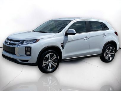 New 2025 Mitsubishi Outlander Sport ES
