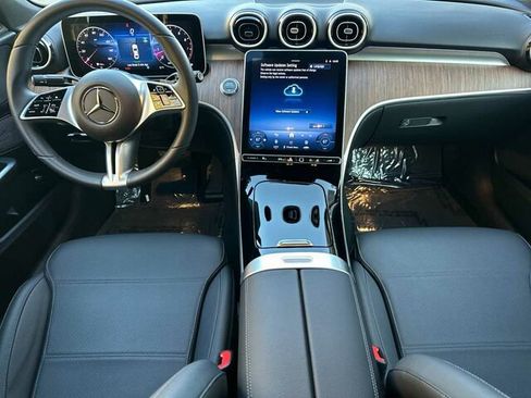 Used 2025 Mercedes-Benz C 300 Sedan image 17