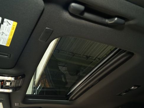 Used 2026 Lexus GX 550 w/ Accessory Package (2T) image 12