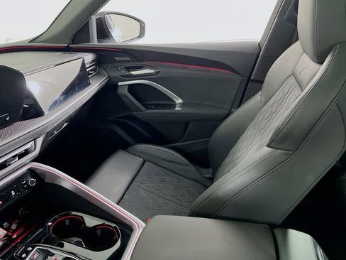 Used 2025 Audi SQ5 Premium Plus w/ Premium Plus Package image 23