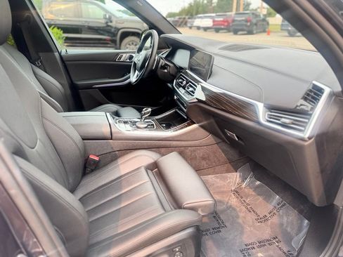 Used 2019 BMW X5 xDrive40i w/ Convenience Package AWD/4WD image 11