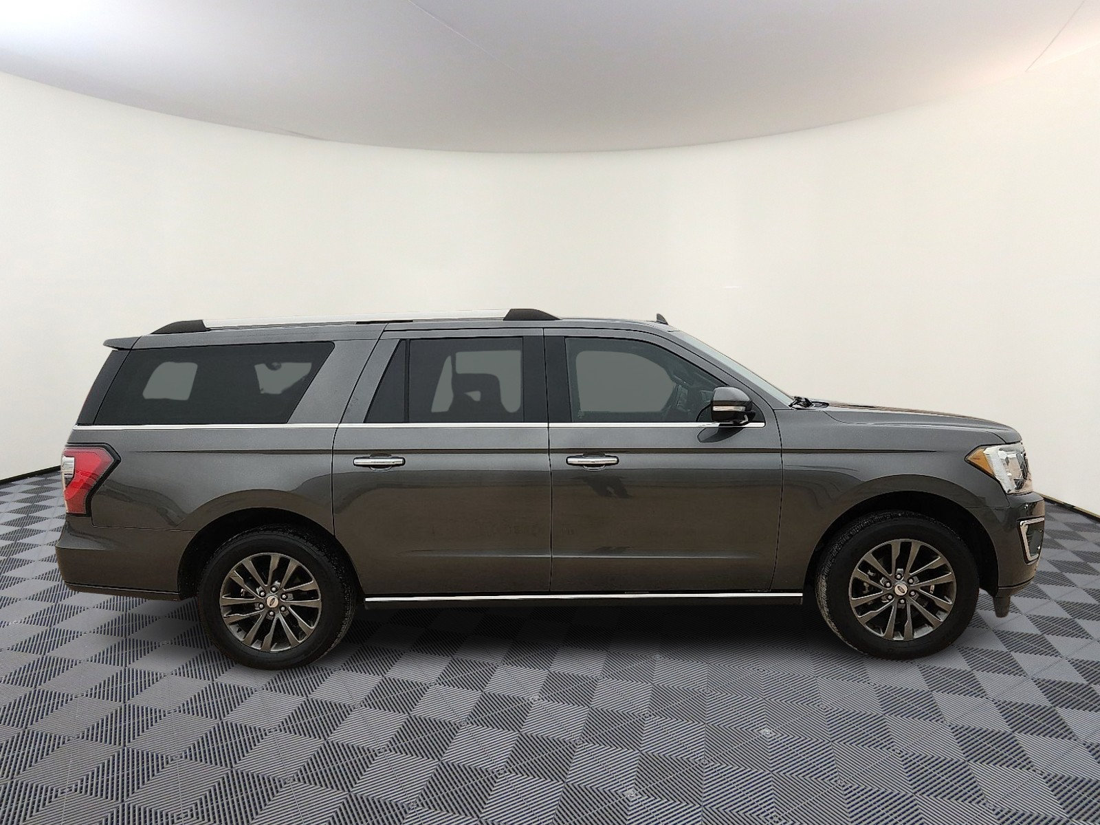 Used 2021 Ford Expedition Max Limited AWD/4WD image 5