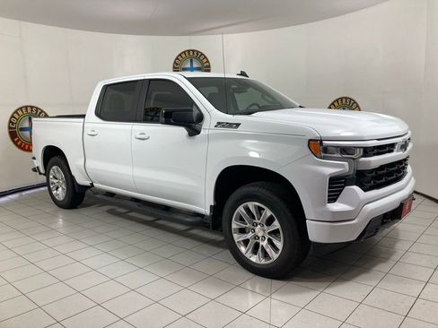 Used 2024 Chevrolet Silverado 1500 RST w/ Z71 Off-Road Package image 23