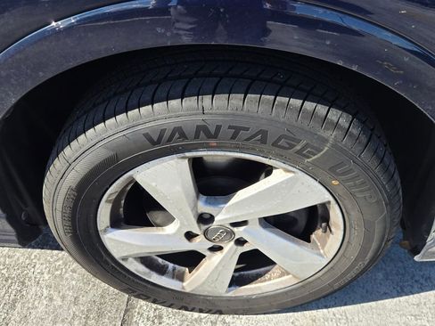 Used 2020 Audi Q3 2.0T Premium w/ Convenience Package image 6