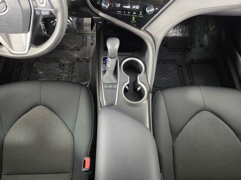 Used 2024 Toyota Camry LE w/ Convenience Package image 24