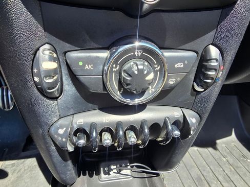 Used 2013 MINI Cooper Roadster S image 17