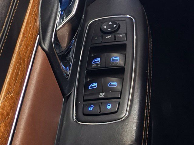 Used 2015 RAM 1500 Laramie Longhorn w/ Convenience Group AWD/4WD image 14