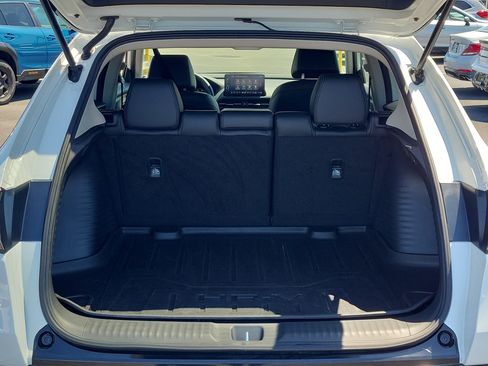 Used 2024 Honda HR-V EX-L image 11