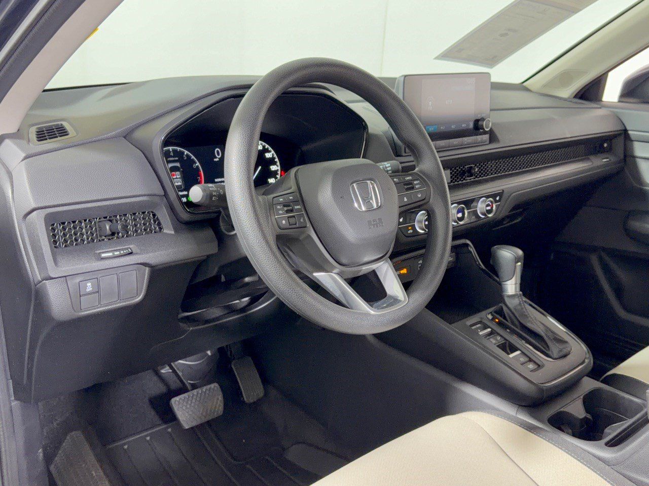 Used 2025 Honda CR-V EX image 4
