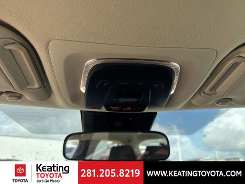 Used 2023 Toyota Corolla LE image 22