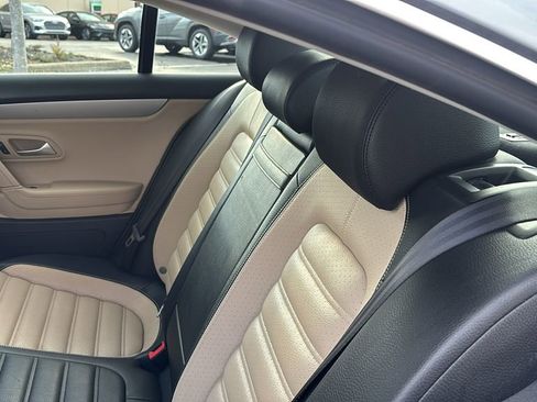 Used 2013 Volkswagen CC Sport image 29