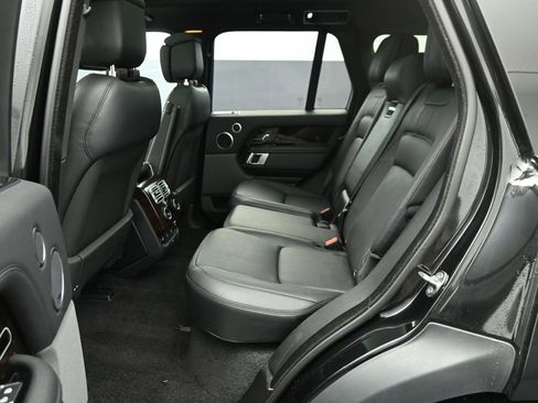 Used 2022 Land Rover Range Rover P525 Westminster Edition image 22