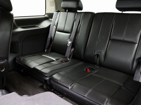 Used 2014 Chevrolet Tahoe LT w/ Suspension Package, Off-Road image 12