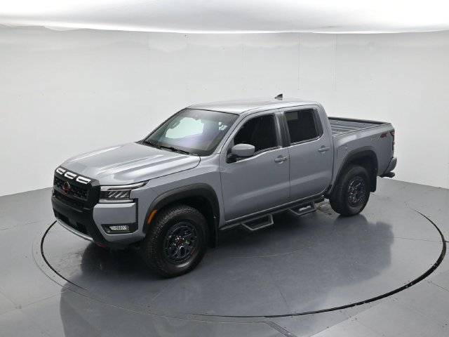 Used 2025 Nissan Frontier PRO-4X AWD/4WD image 44