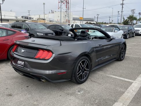 Used 2018 Ford Mustang Premium RWD image 10