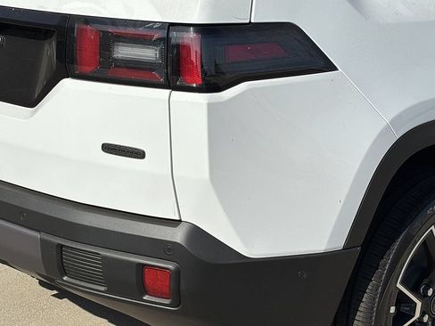 New 2026 Jeep Cherokee Overland w/ Advanced Pro Tech Group AWD/4WD image 3