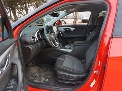 Used 2023 Chevrolet Blazer LT w/ Convenience Package FWD image 2