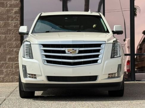 Used 2015 Cadillac Escalade ESV Premium AWD/4WD image 21