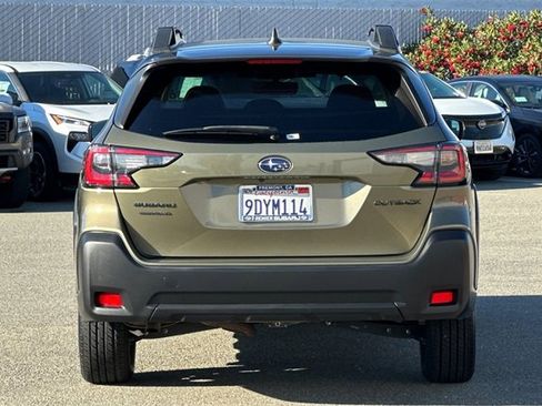 Used 2023 Subaru Outback Onyx Edition image 5