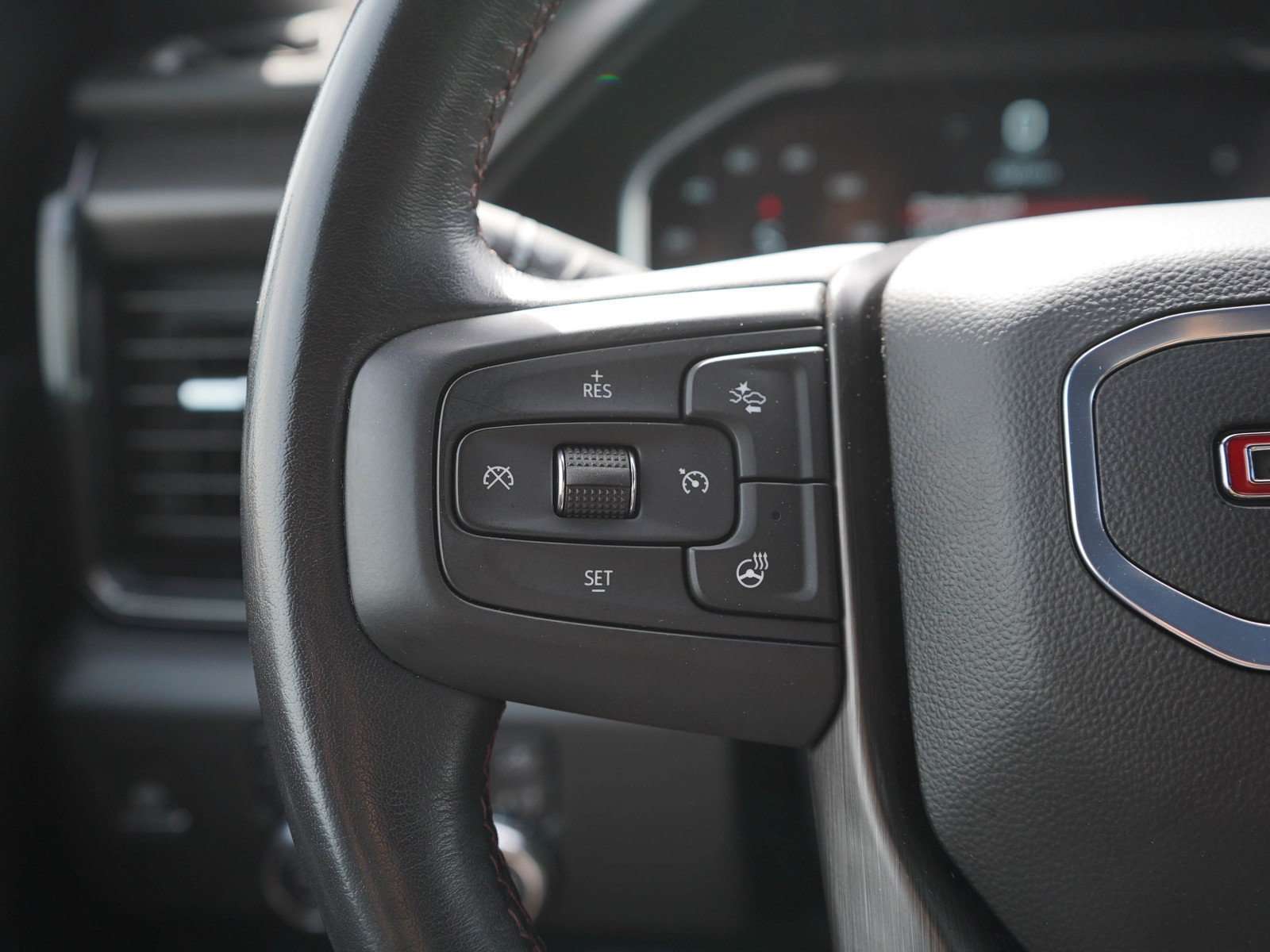 Used 2024 GMC Sierra 2500 AT4X AWD/4WD image 24