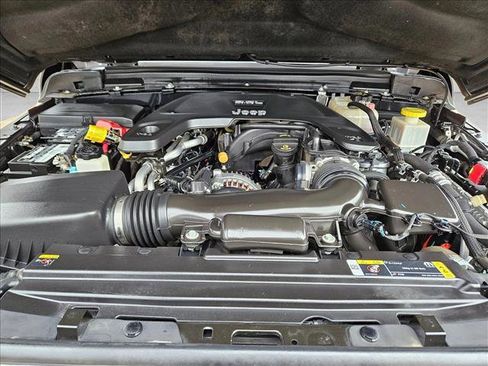 Used 2021 Jeep Gladiator Mojave image 23