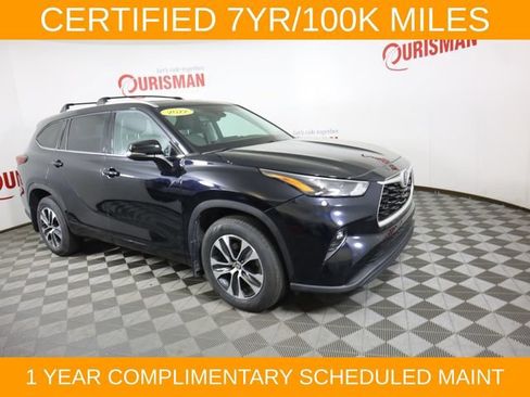 Used 2022 Toyota Highlander XLE AWD/4WD image 34