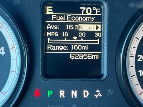 Used 2015 RAM 2500 Tradesman w/ Chrome Appearance Group image 23