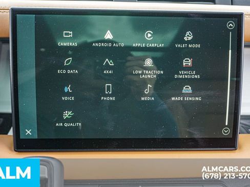 Used 2023 Land Rover Defender 130 SE image 37