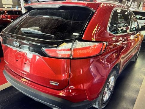 Used 2020 Ford Edge SEL w/ Convenience Package AWD/4WD image 4