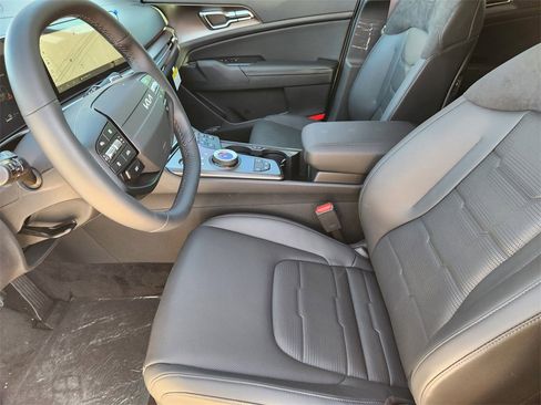 New 2026 Kia Sportage SX Prestige image 9