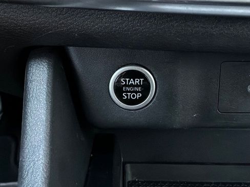 Used 2023 Nissan Rogue SV AWD/4WD image 26