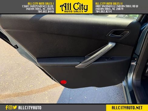 Used 2005 Pontiac G6 Sedan w/ Drivers Package image 24