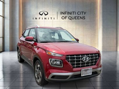 Used 2023 Hyundai Venue SEL w/ Cargo Package