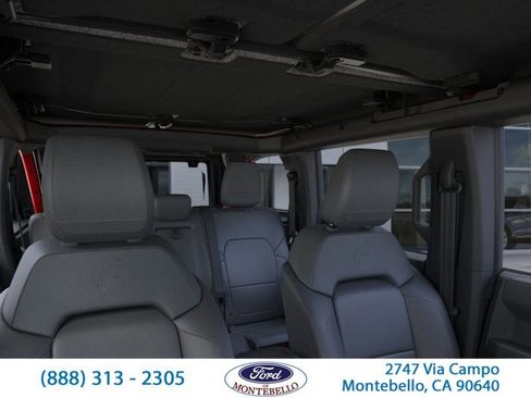 New 2026 Ford Bronco Outer Banks w/ Sasquatch Package AWD/4WD image 13