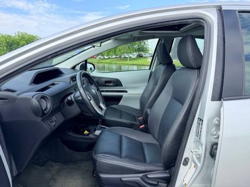 Used 2014 Toyota Prius C Four FWD image 7