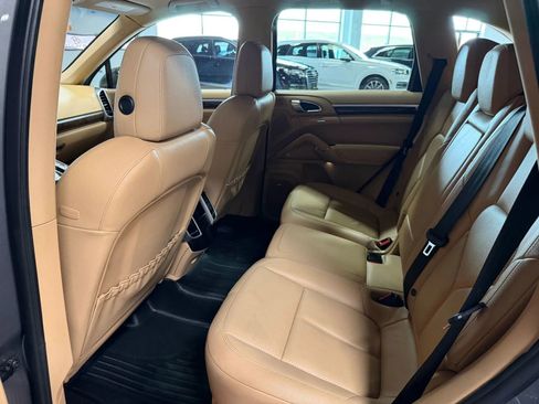Used 2013 Porsche Cayenne AWD/4WD image 13