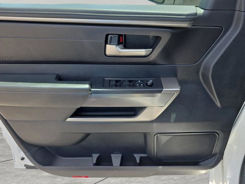 Used 2022 Toyota Tundra SR5 AWD/4WD image 16
