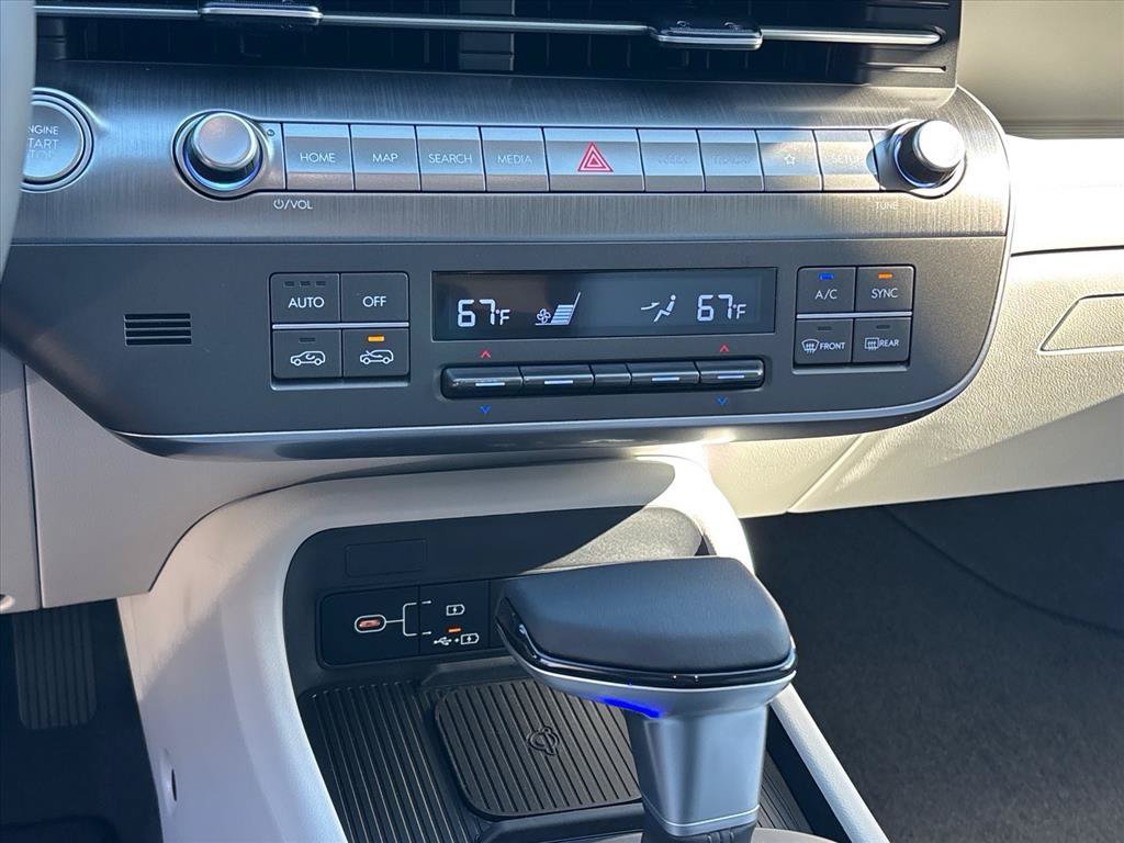 New 2027 Hyundai Kona SEL Sport AWD/4WD image 18