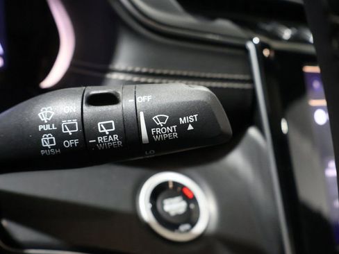 Certified 2023 Jeep Grand Cherokee Altitude image 40