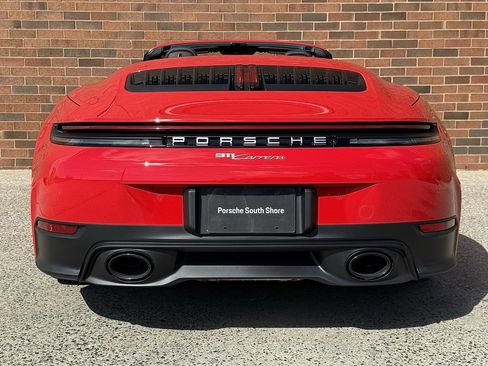 Certified 2025 Porsche 911 Carrera image 6