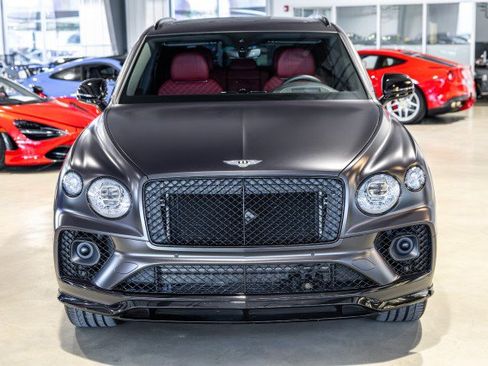 Used 2023 Bentley Bentayga AWD/4WD image 9