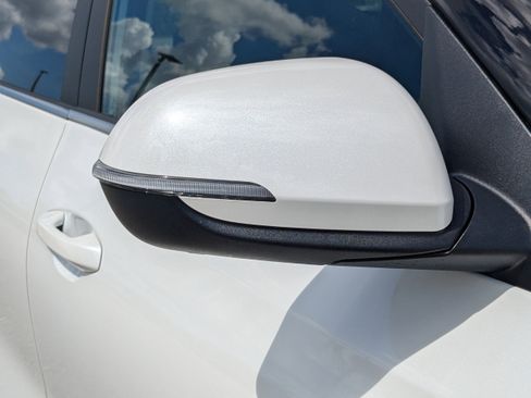 New 2026 Kia Seltos SX w/ SX Sunroof Package image 14