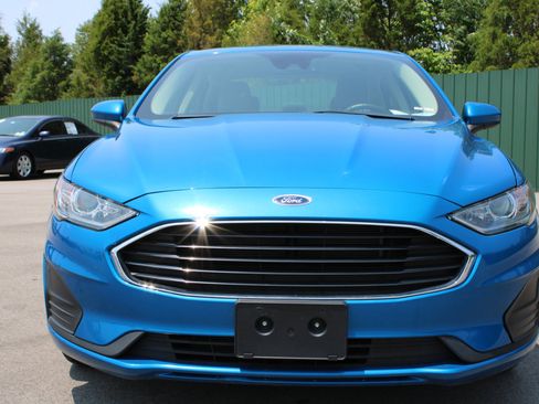 Used 2020 Ford Fusion S image 2