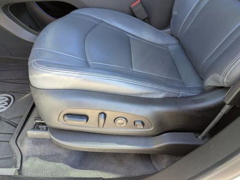Used 2020 Buick Enclave Premium w/ Trailering Package, 5000 lbs. AWD/4WD image 23