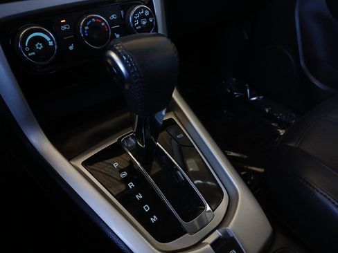 Used 2015 Chevrolet Captiva Sport LTZ image 18