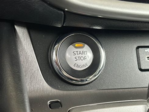 Used 2022 Nissan Murano SV w/ Cargo Package image 24